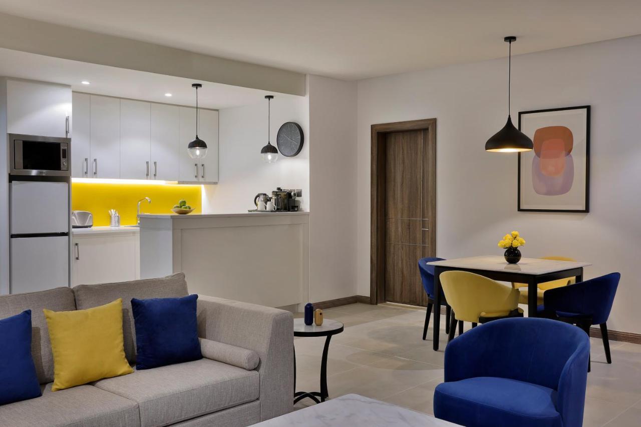 Hotel Voco Al Khobar By Ihg Exterior foto A typical apartment at the hotel