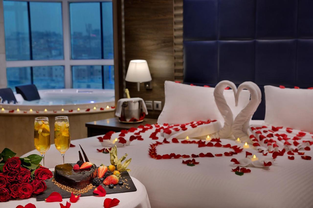 Hotel Voco Al Khobar By Ihg Exterior foto A honeymoon suite