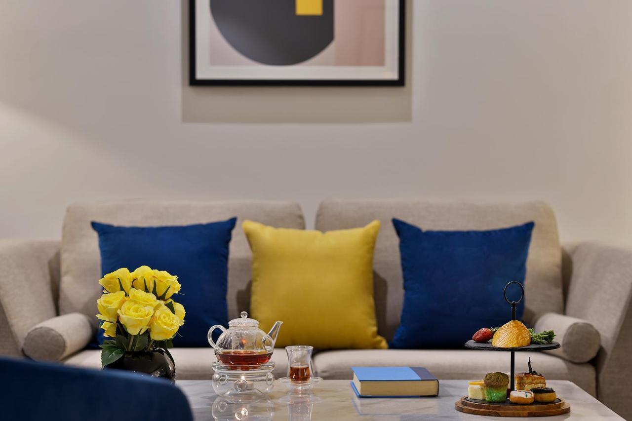 Hotel Voco Al Khobar By Ihg Exterior foto A living room at the hotel